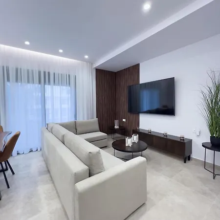 Aleni 1 * Rhodes City